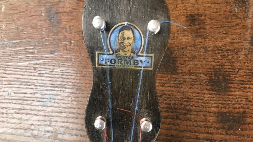 Formby's 'hidden ukuleles' sold at auction BBC News