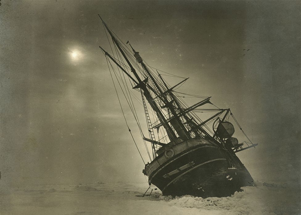 klæde sig ud midtergang røgelse Search for Shackleton's lost Endurance ship called off - BBC News