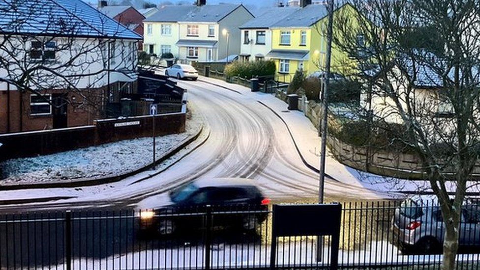 snow in derry 17 january 2024