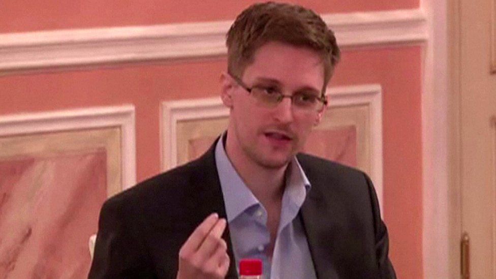 Snowden Swiss Banker anti-imbatranire
