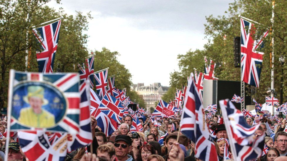 Crowds at the 2012 jubilee celebrations