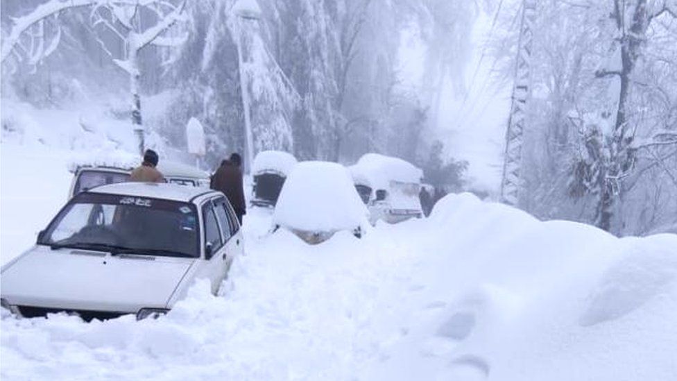 An operation to rescue tourists trapped in their cars after a heavy snowstorm in Murree, a hill station between Islamabad, Pakistan, and Azad Jammu and Kashmir (AJK) on 8 January 2022