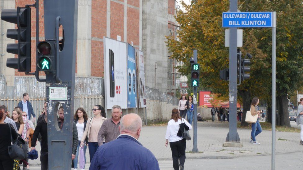 Bulevardi Bill Klinton in the Kosovo capital, Pristina