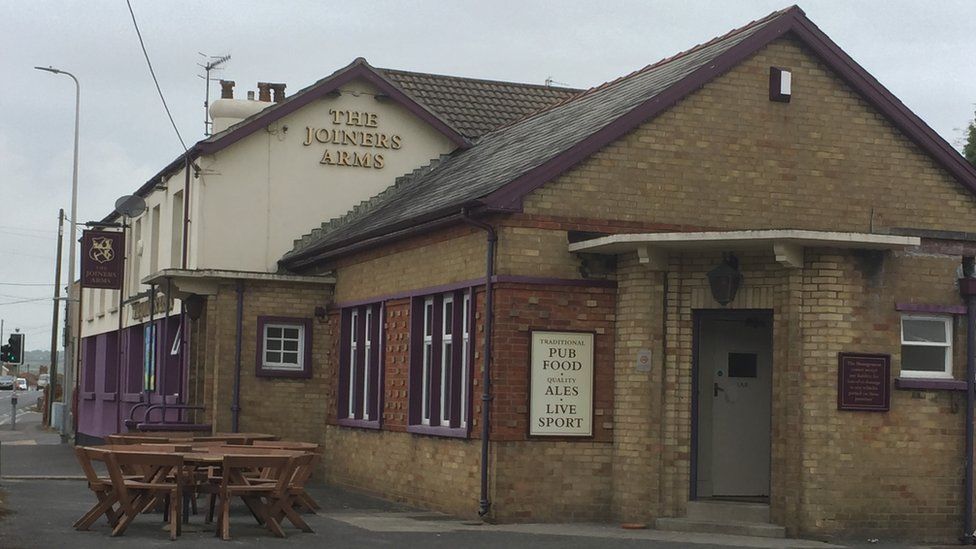 Exterior view of The Joiners Arms