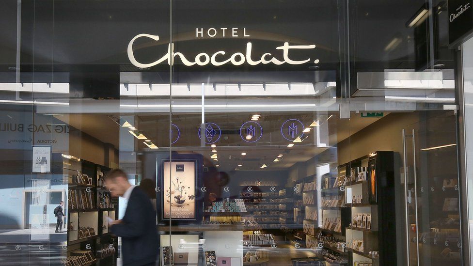 Фасад магазина отеля Chocolat