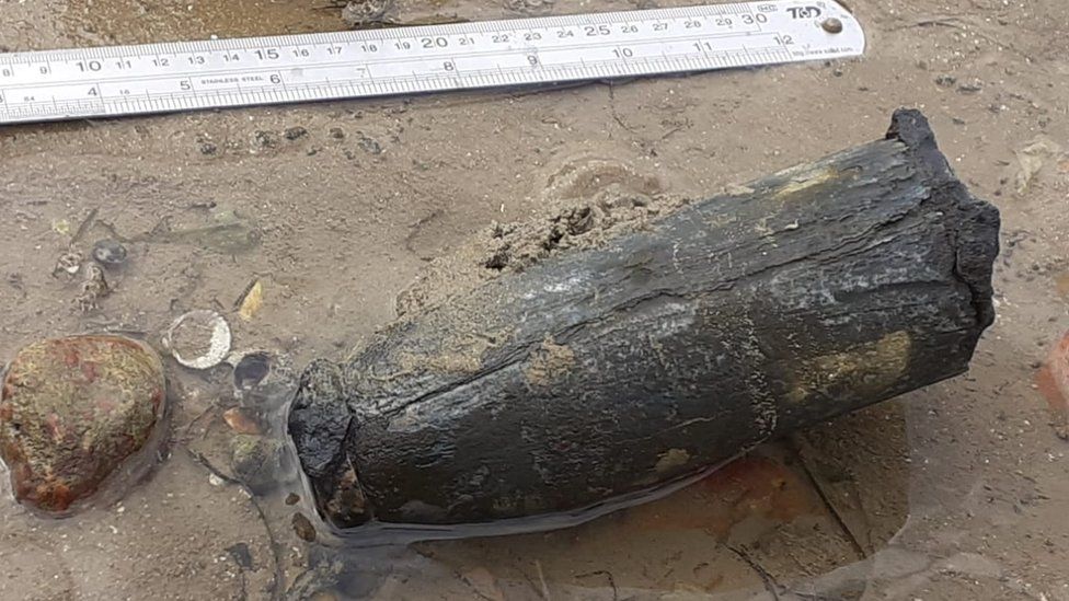 Possible explosive device found on a beach in Southend.