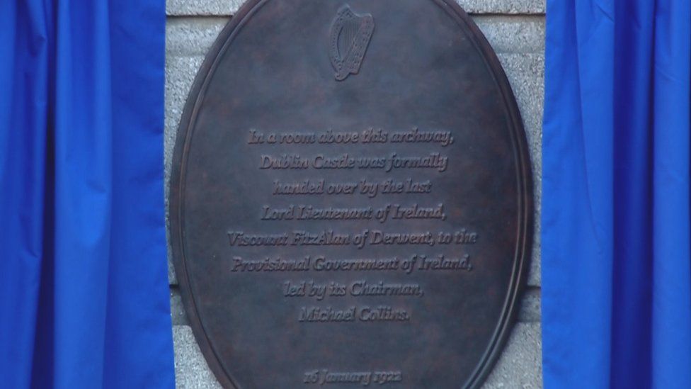 Plaque marking 100 years since the handover of Dublin Castle to Irish authorities