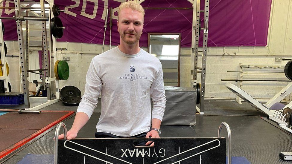British rower's broken ribs inspire gym invention BBC News