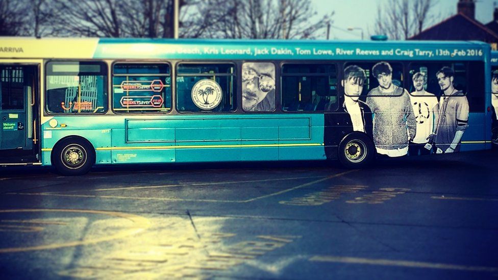 Viola Beach tribute on bus