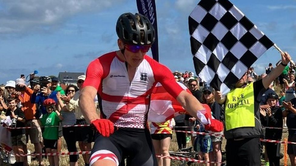 2023 Island Games Guernsey S Sam Culverwell Stars In Criterium Victory Bbc Sport