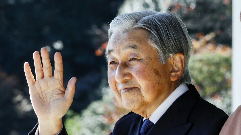 Japan's Emperor Akihito at the Imperial Palace in Tokyo on 27 November 2017.