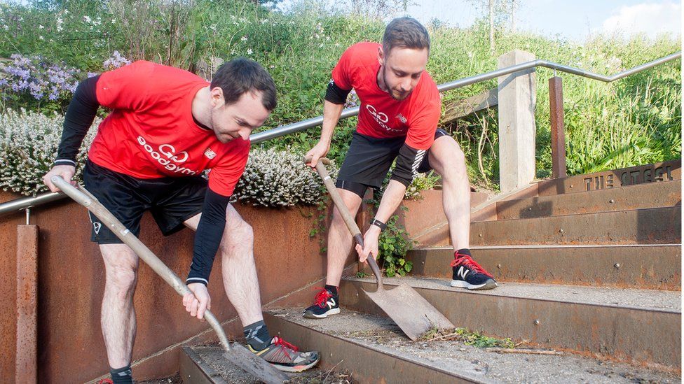 GoodGym participants in Sheffield