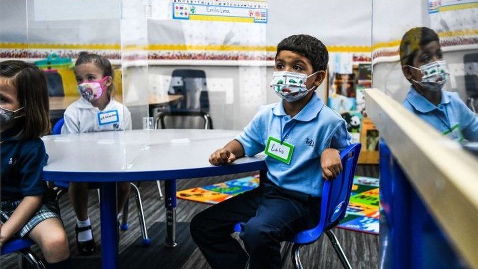 A pupil wears a mask in Miami-Dade County