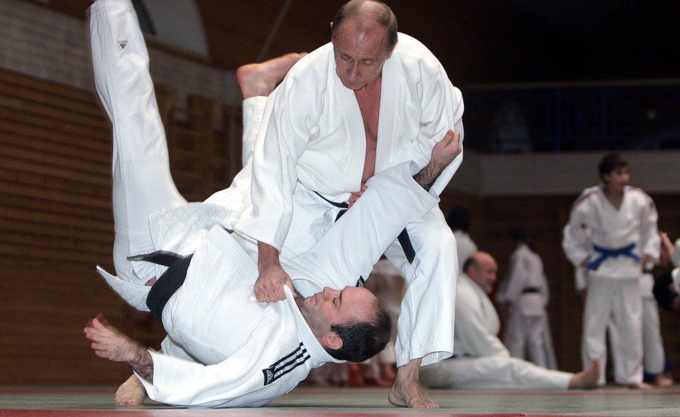 Vladimir Putin in a judo bout in 2009