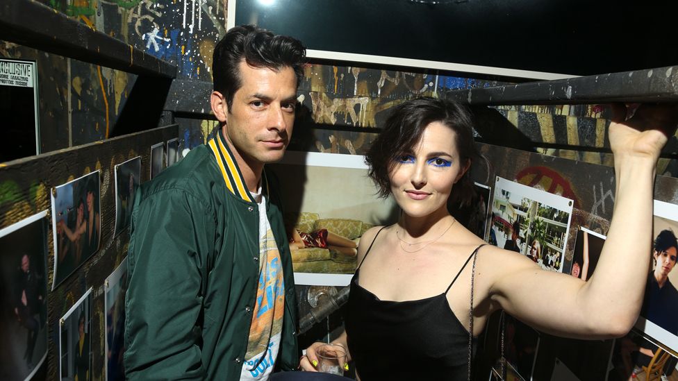 DJ Mark Ronson and Lizzy Goodman