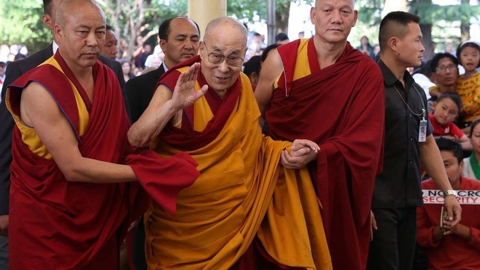 Dalai Lama defended over tongue-sucking remark - BBC News