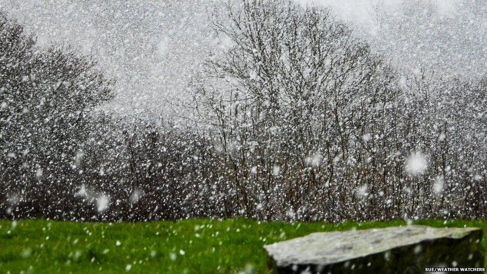 Winter wonderland as snow falls across the UK BBC Weather