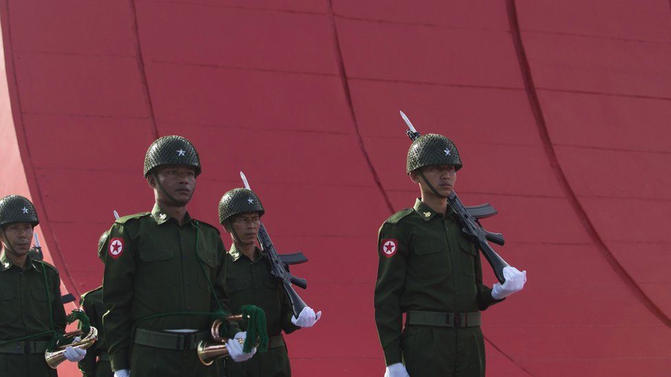 An honour guard of Myanmar troops at the 2016 Martyr's Day commemoration in Yangon