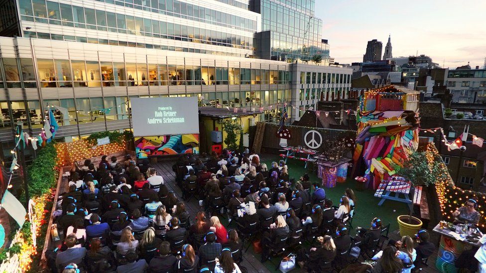 A Rooftop Film Club screening in Hoxton