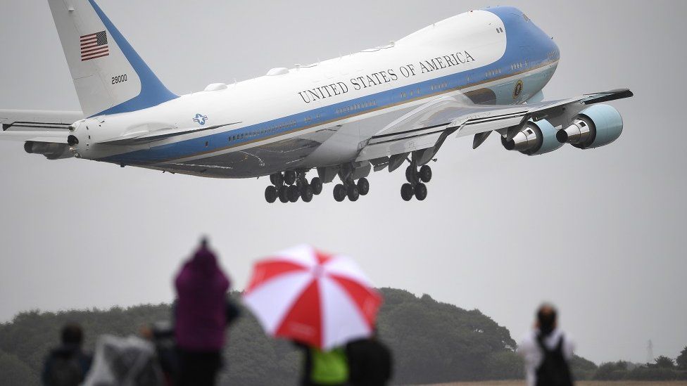 Air Force One takes off from Prestwick Airport