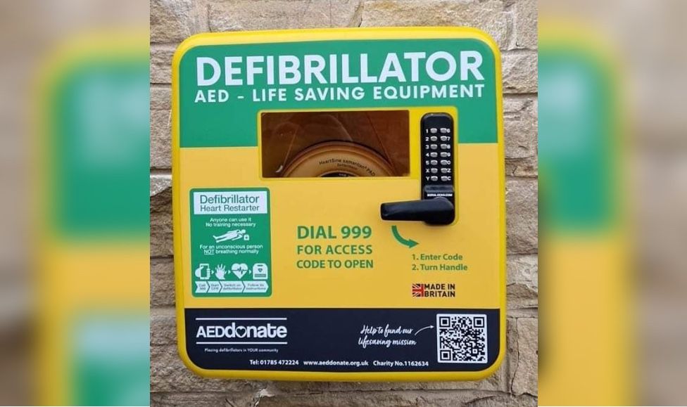 defibrillator-installed-in-memory-of-staffordshire-firefighter-bbc-news