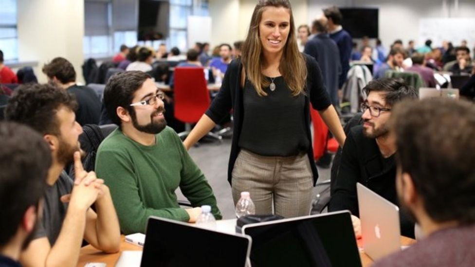 Apple's Italian job for finding top talent BBC News