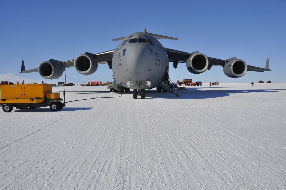Aircraft on the ice