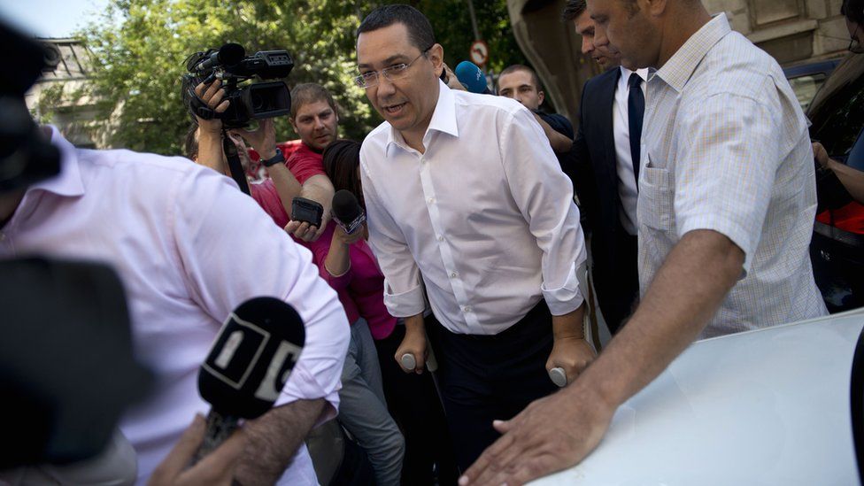 Romanian Prime Minister Victor Ponta arrives at the National Anti-Corruption Department headquarters in Bucharest on 13 July 2015