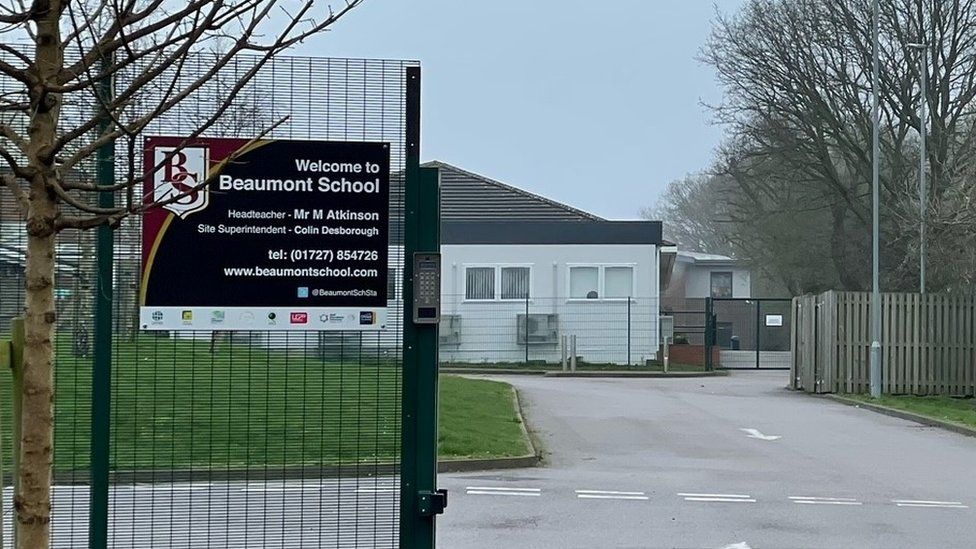 Beaumont School gates from outside