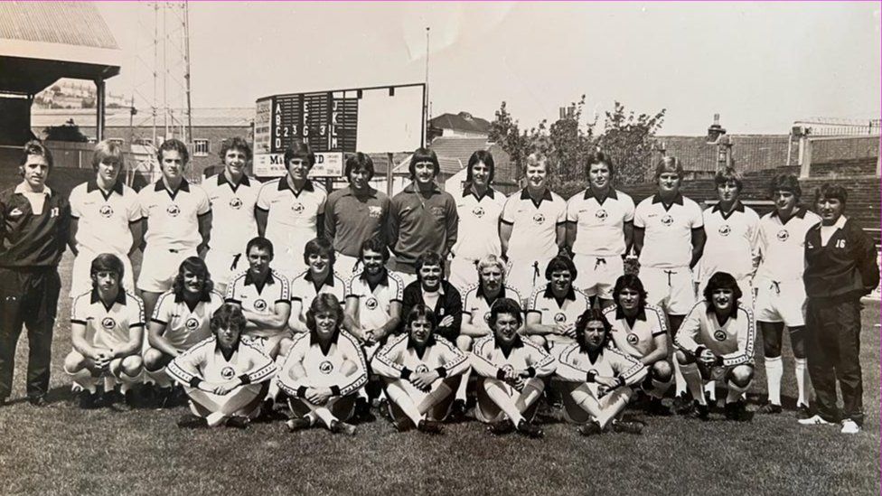 Swansea City squad in 1977