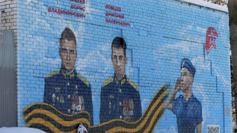 A mural of fallen Russian soldiers in Solnechnogorsk