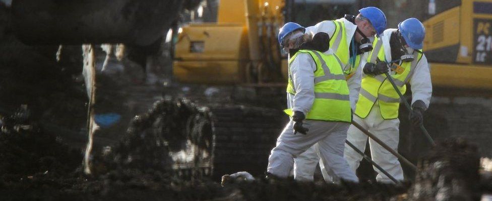 Officers searching landfill site at Milton