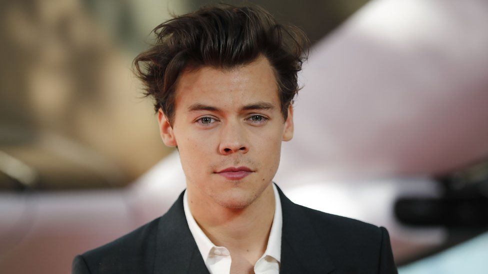 Harry Styles' New Slicked Back Hairstyle Twitter Reactions