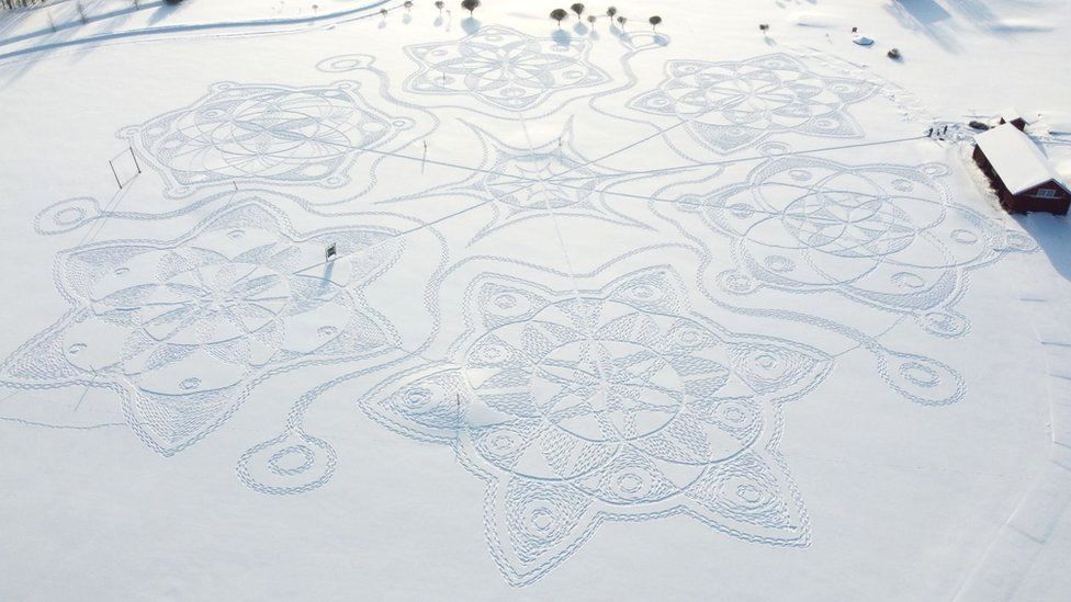 Снежный арт Янне Пюккё с высоты птичьего полета