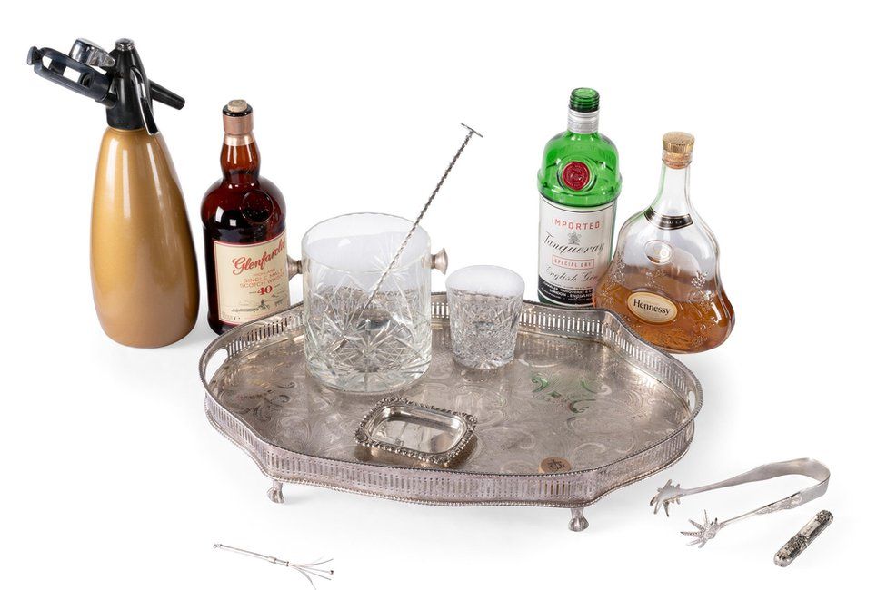 Drinks tray