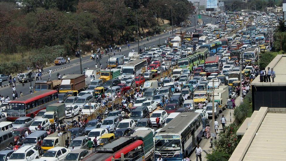 Why is Bangalore stuck in traffic jams? - BBC News