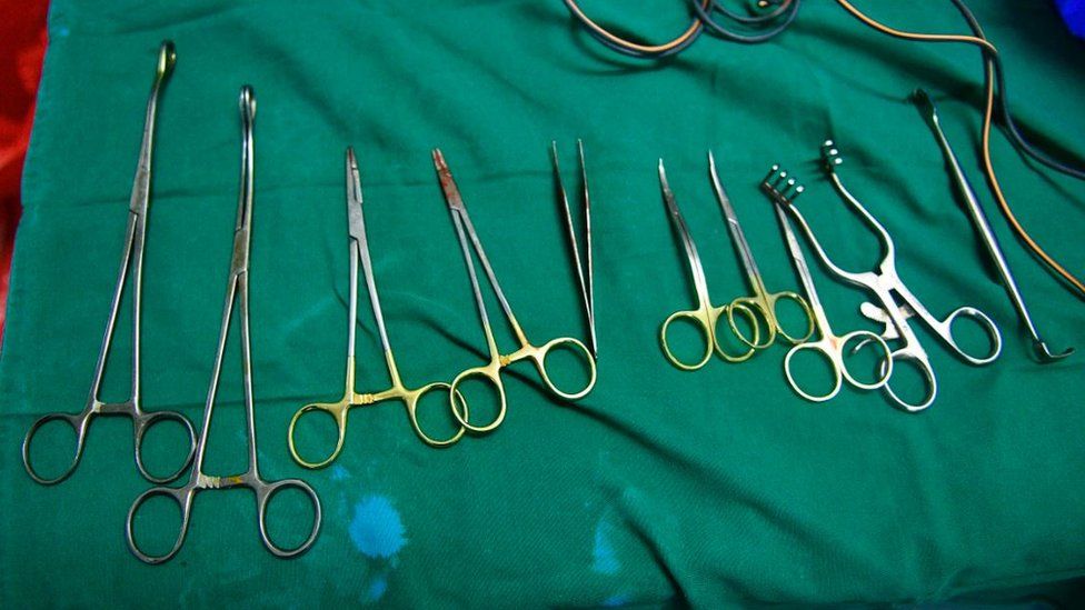 A set of surgical instruments