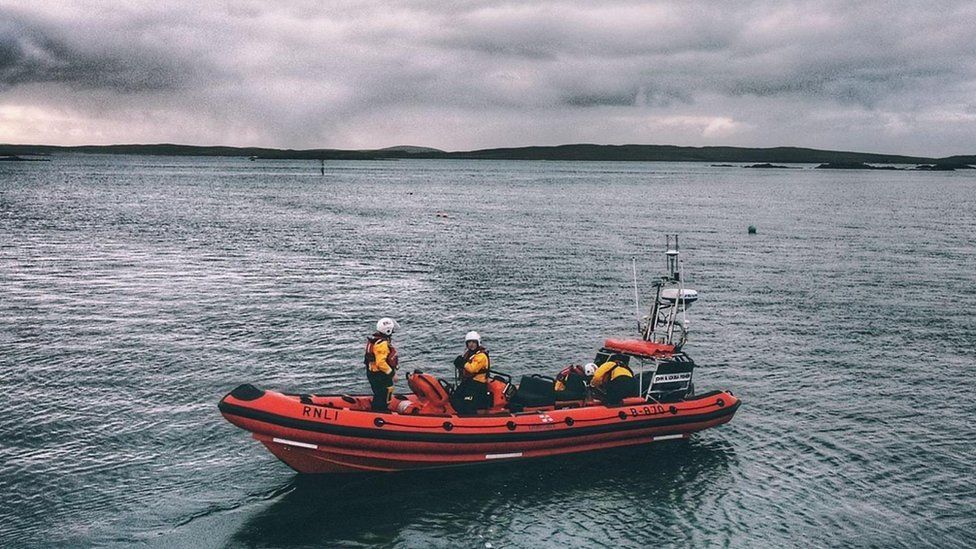 Leverburgh lifeboat station in Harris returns to service - BBC News
