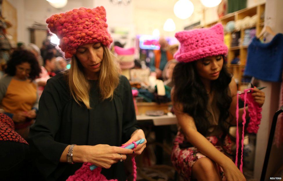 Women knitting pussyhats