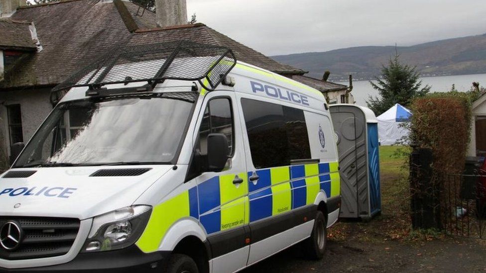 Police at house in Inverkip