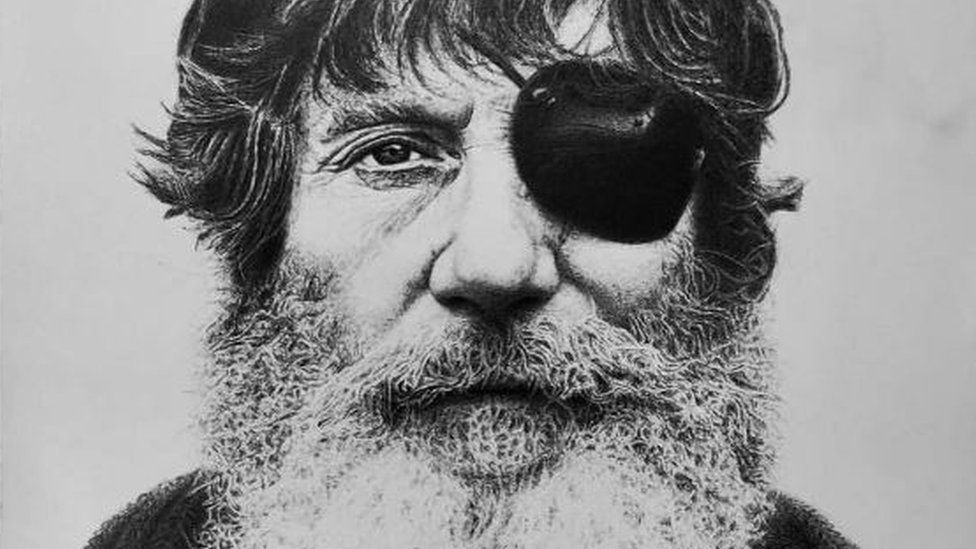 Jack O'Neill, surf wetsuit pioneer, dies aged 94 BBC News