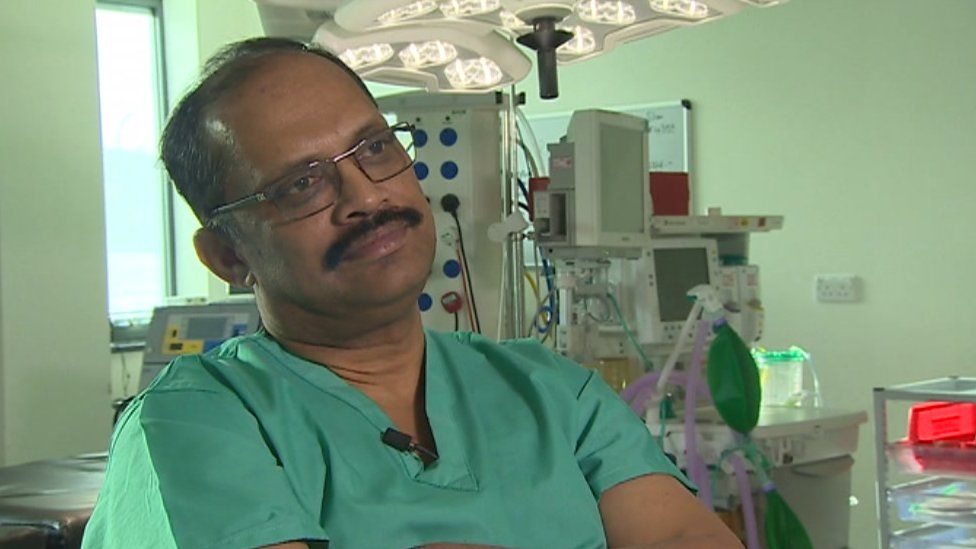 Consultant orthopaedic surgeon Balasundaram Ramesh