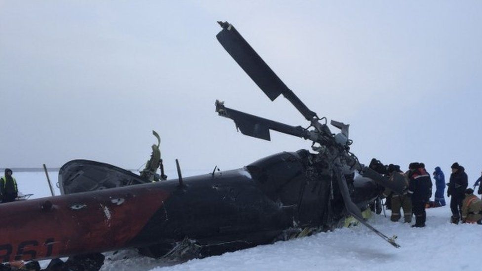 Siberia helicopter crash: At least 10 oil workers dead - BBC News