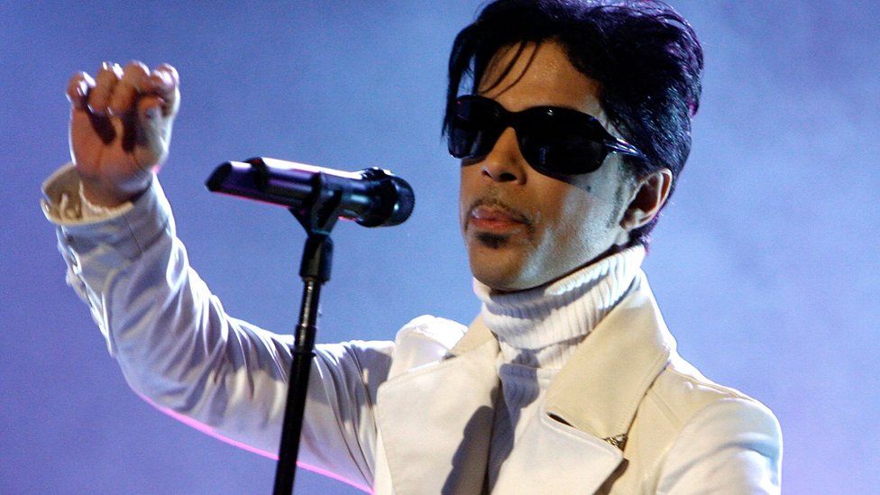 Prince estate slams Trump use of 'Purple Rain