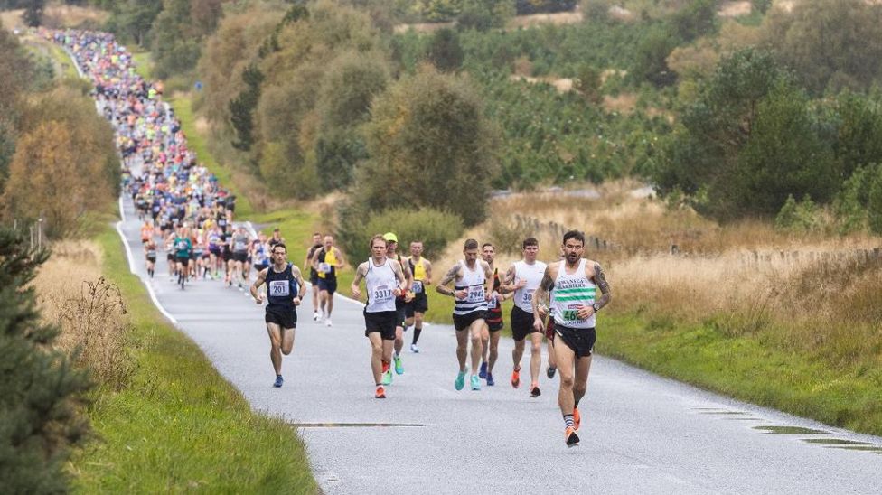 In pictures Loch Ness marathon returns BBC News