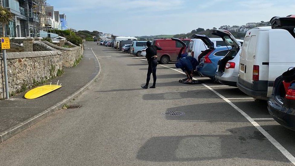 Coronavirus: Lockdown Warning To Surfers Not To Go Into Sea - BBC News