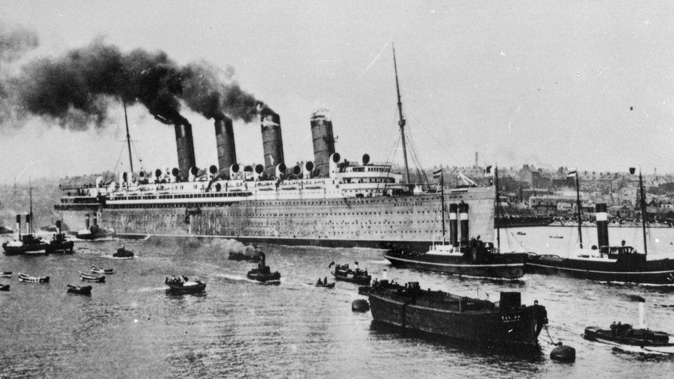Launch of RMS Mauretania