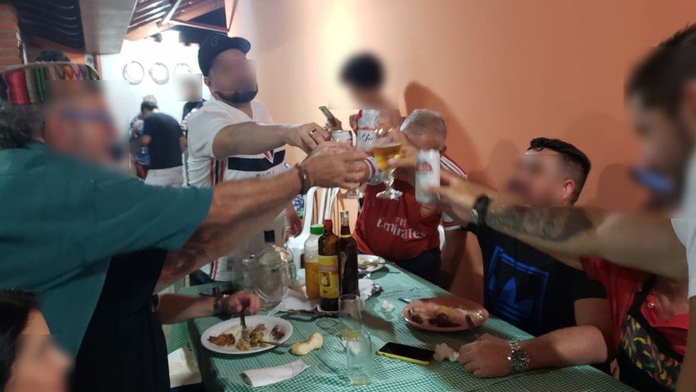 Coronavírus: a festa que pode ter espalhado o vírus em uma família ...