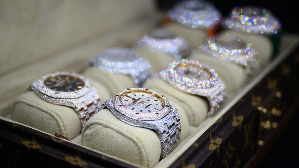 Ukraine war Russian officials seize Swiss watches apparently