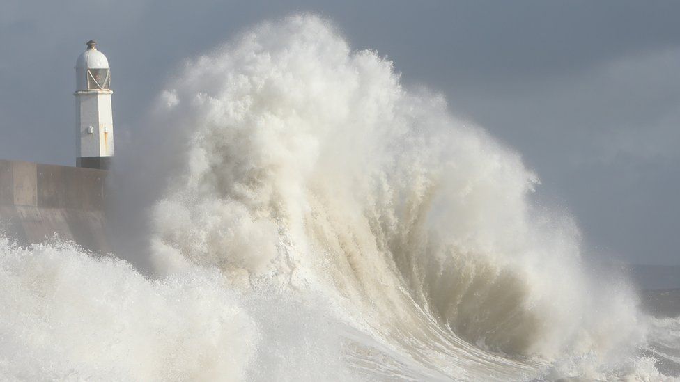 Flood warnings across England and Wales as rain hits events - BBC News
